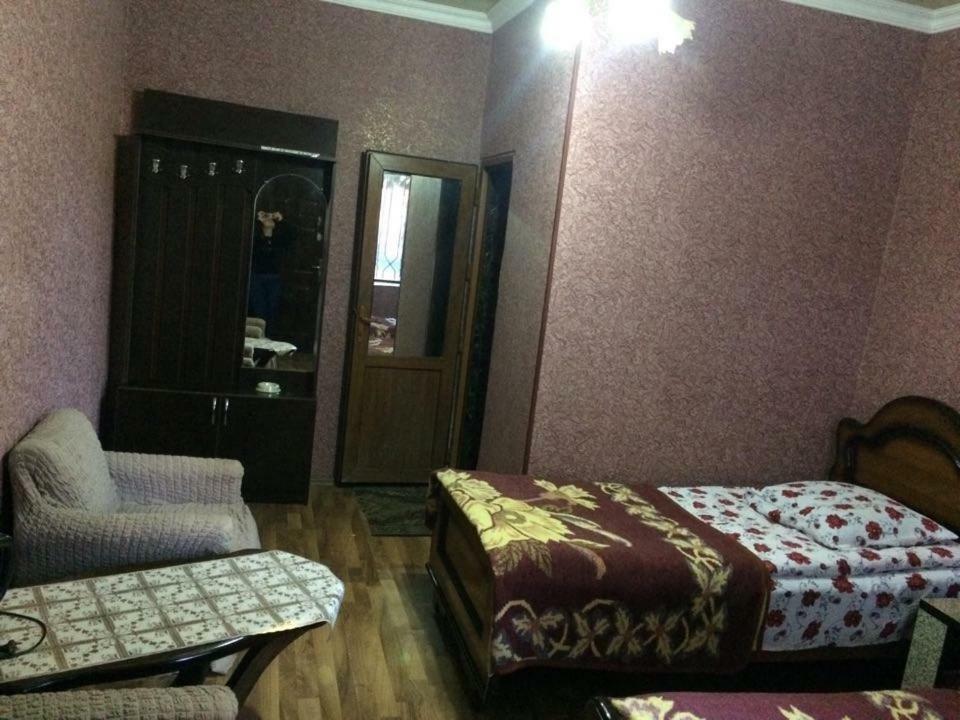 Temuriroom Pʼotʼi Bagian luar foto