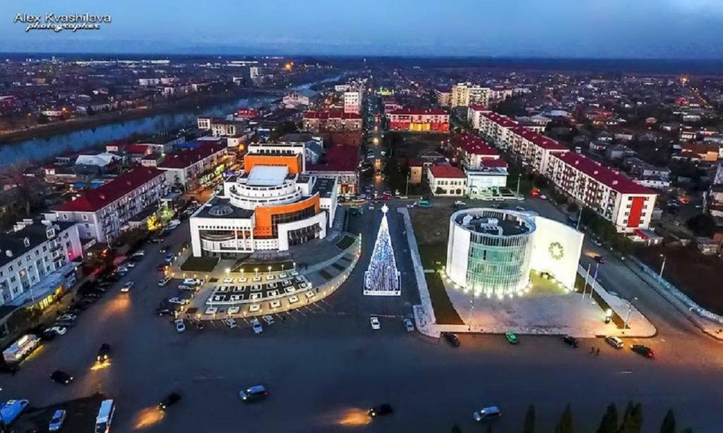 Temuriroom Pʼotʼi Bagian luar foto